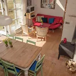 Awesome In With 2 Bedrooms And Wifi Casa vacanze