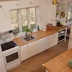 Awesome In With 2 Bedrooms And Wifi